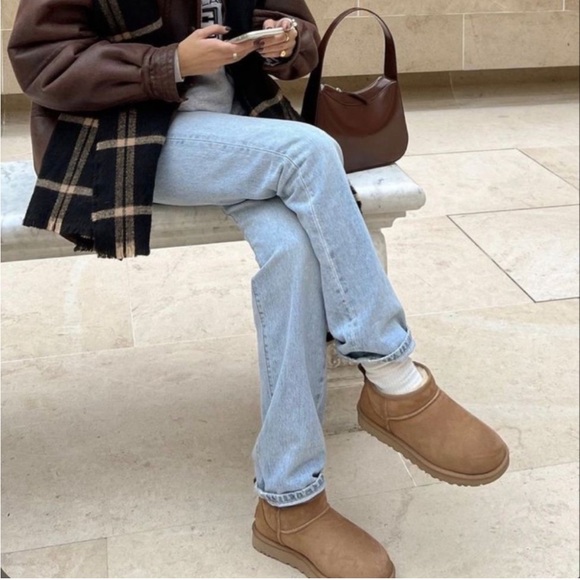 MAKE AN OFFER - UGG Ultra Mini Boot in Chestnut - Picture 3 of 7